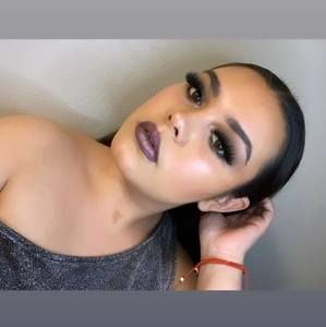 Meet your Posher, Veronica